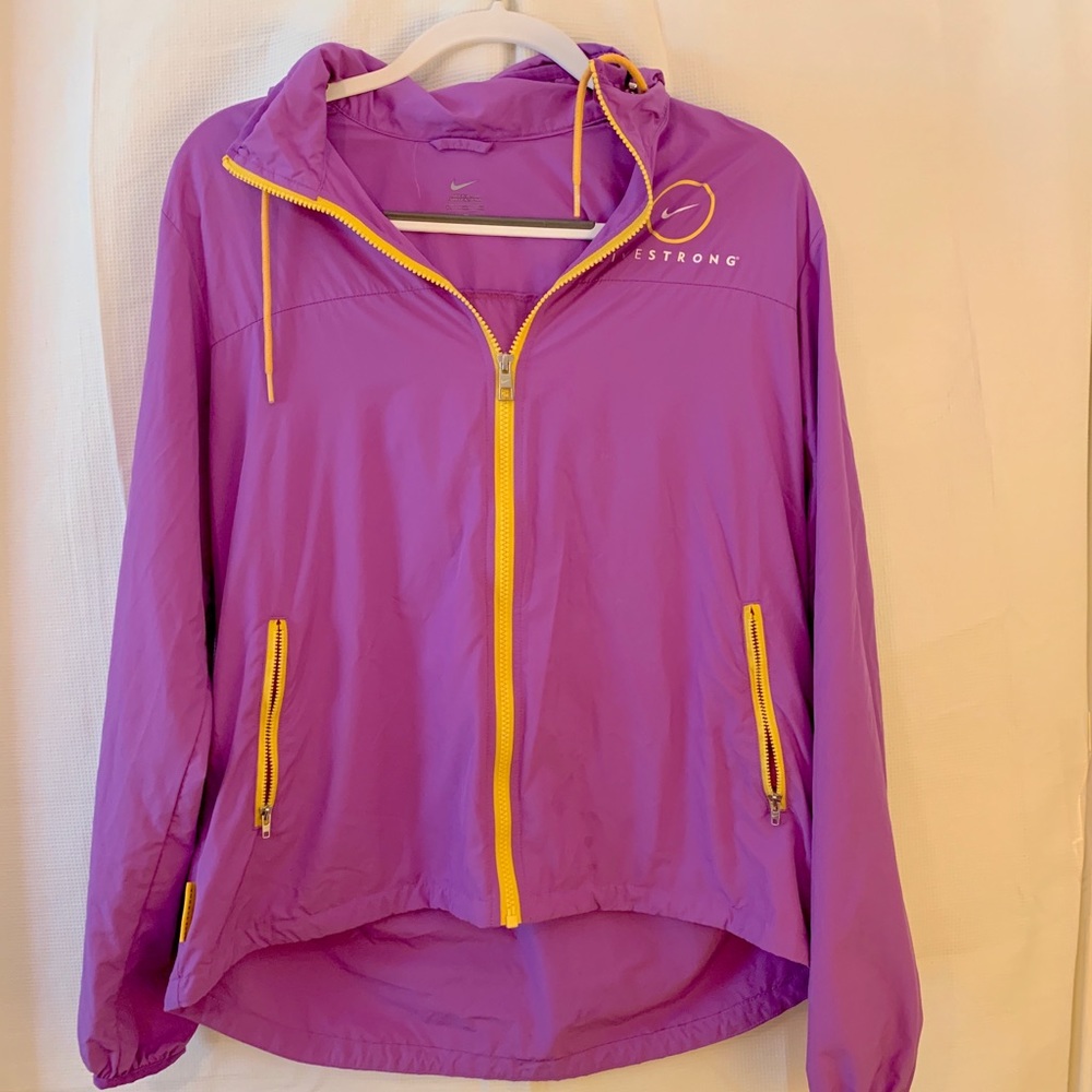 Live strong Nike windbreaker - Picture 1 of 4